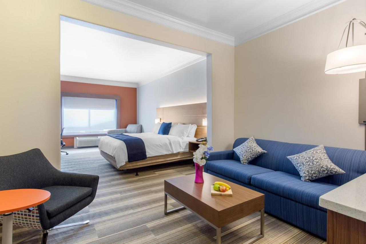 Holiday Inn Express Houston-Alvin By Ihg Dış mekan fotoğraf